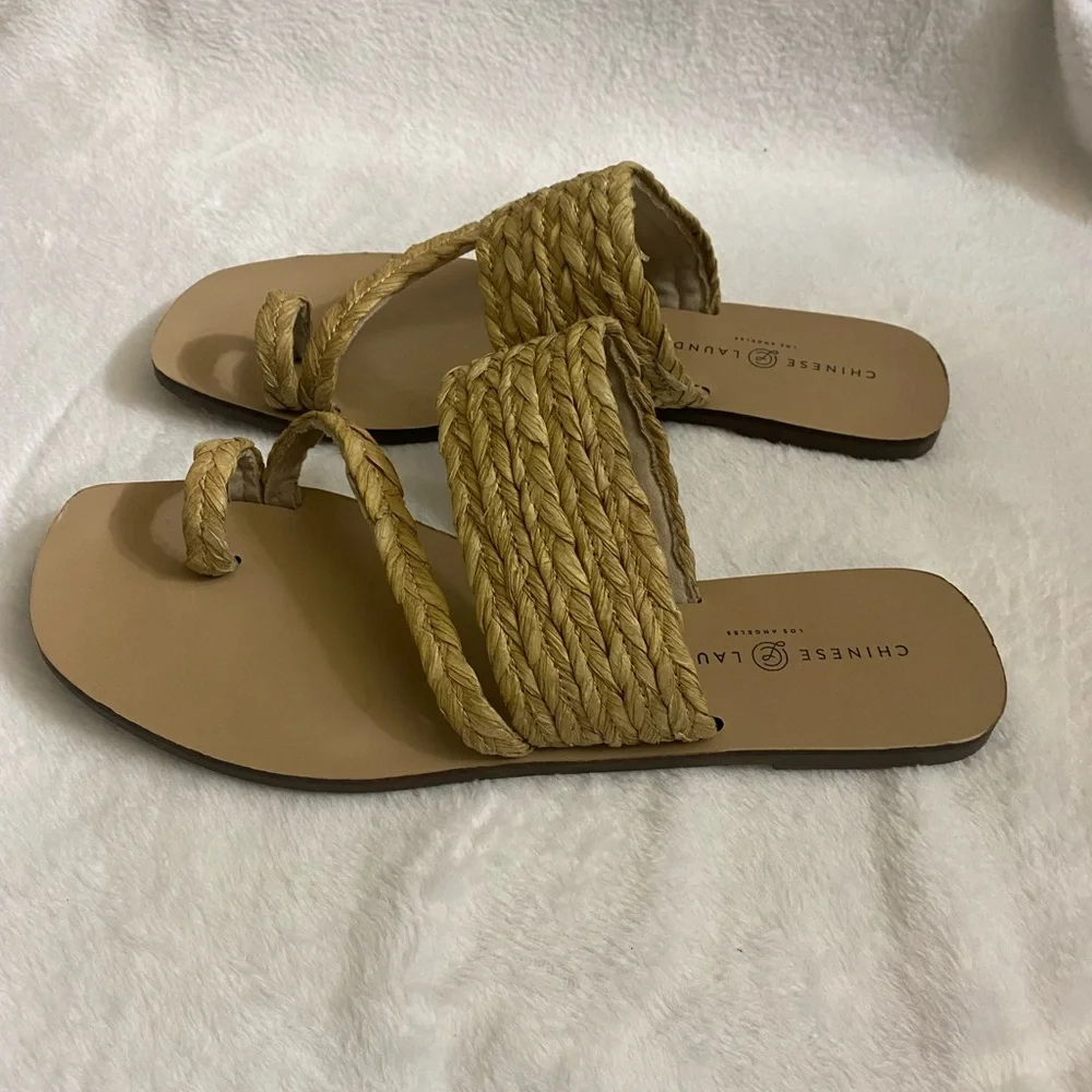 Comfortable Tan Flat Chinese Laundry flats. - Picture 2 of 3